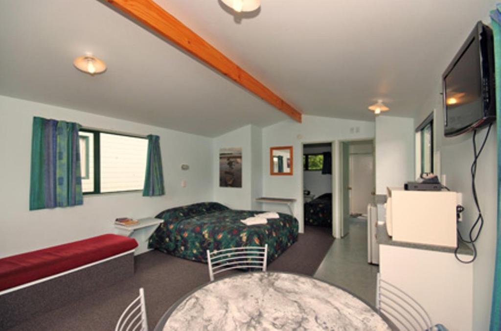 Omokoroa Kiwi Holiday Park ตาอูรังกา ห้อง รูปภาพ